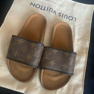 LV Custom Slides CANVAS MADE